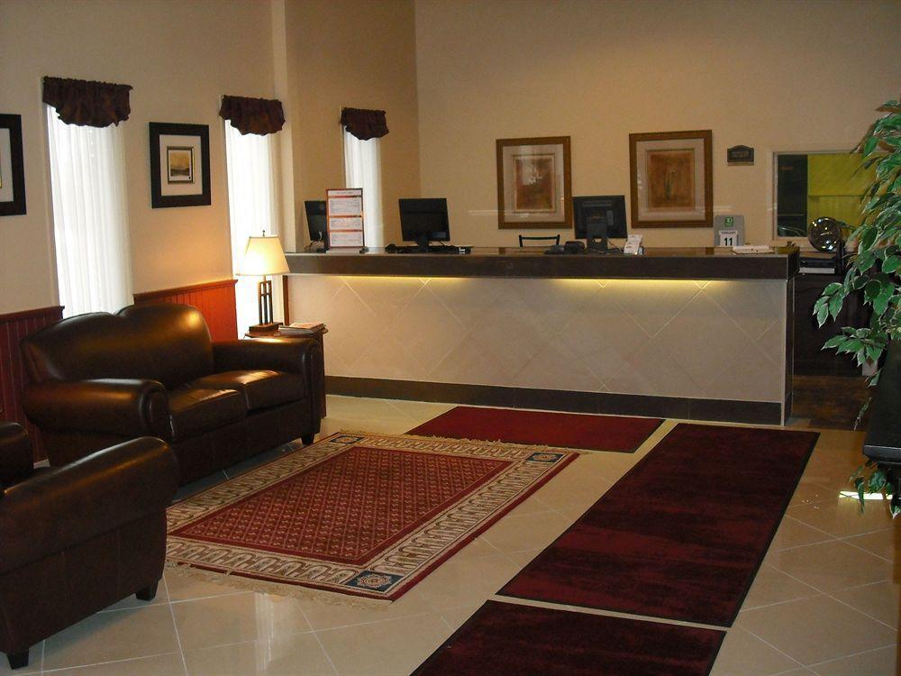 Alliston Red Pine Inn & Conference Centre מראה חיצוני תמונה