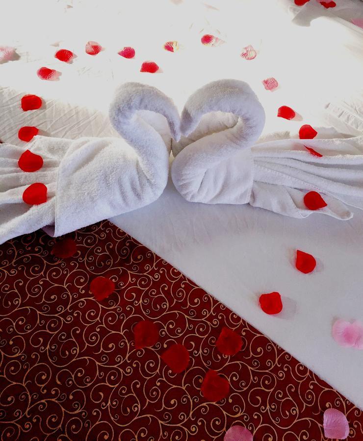 Alliston Red Pine Inn & Conference Centre מראה חיצוני תמונה